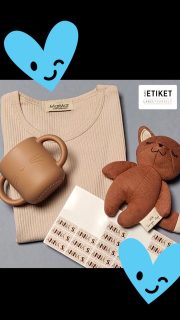 #ikastetiket #labelyourself #navnelapper #navnemærket #minimærket #minilapper #ikastetiketgørdetlet #navnitøjet