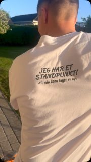 Fej stilrent – med strygemærker der siger præcis det, du vil… indtil din kone siger noget andet 😉🧹
👉 Bestil strygemærker med egen tekst og logo hos os! #ikastetiket #strygemærker #transfermærker